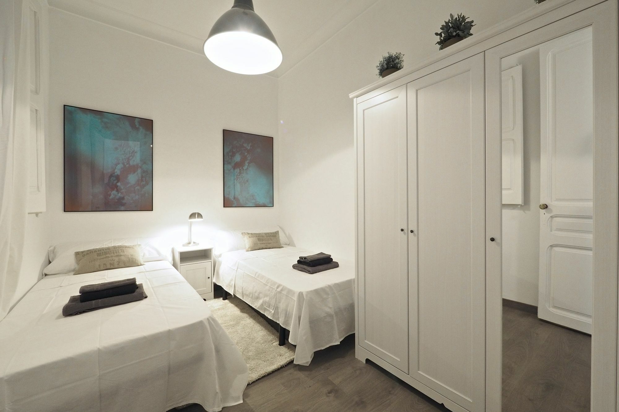 Апартаменты The White Flats Eixample Барселона Экстерьер фото